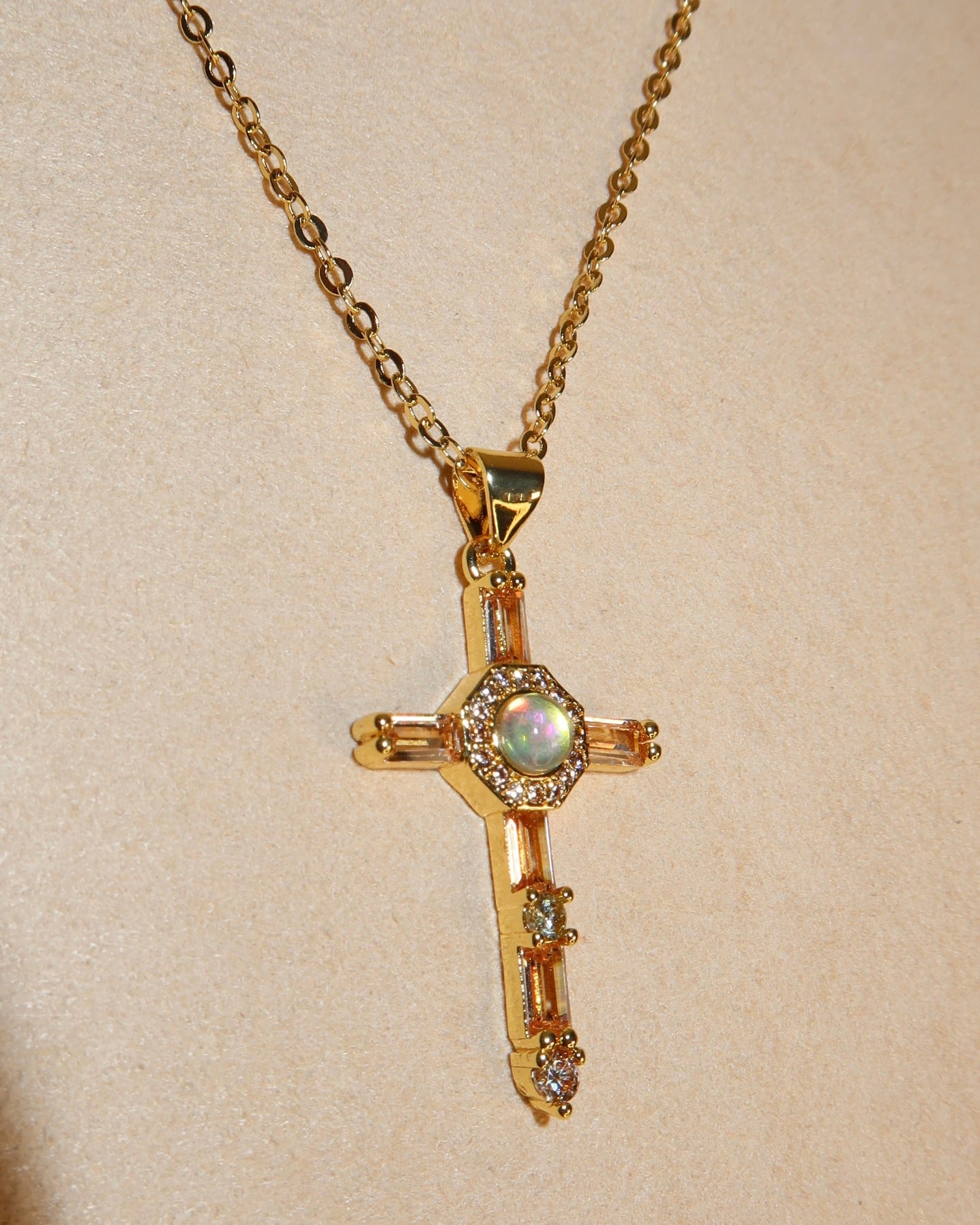 18k Gold 2.00ctw Diamond Cross Necklace- ACR-11646 – Moyer Fine Jewelers