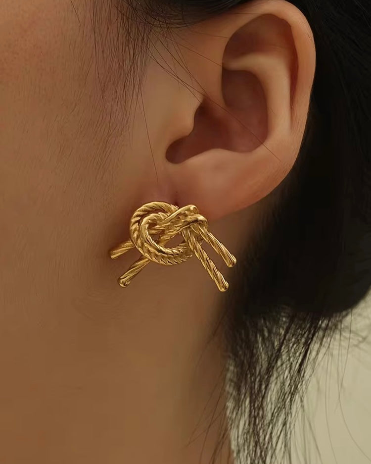 Knot Earrings